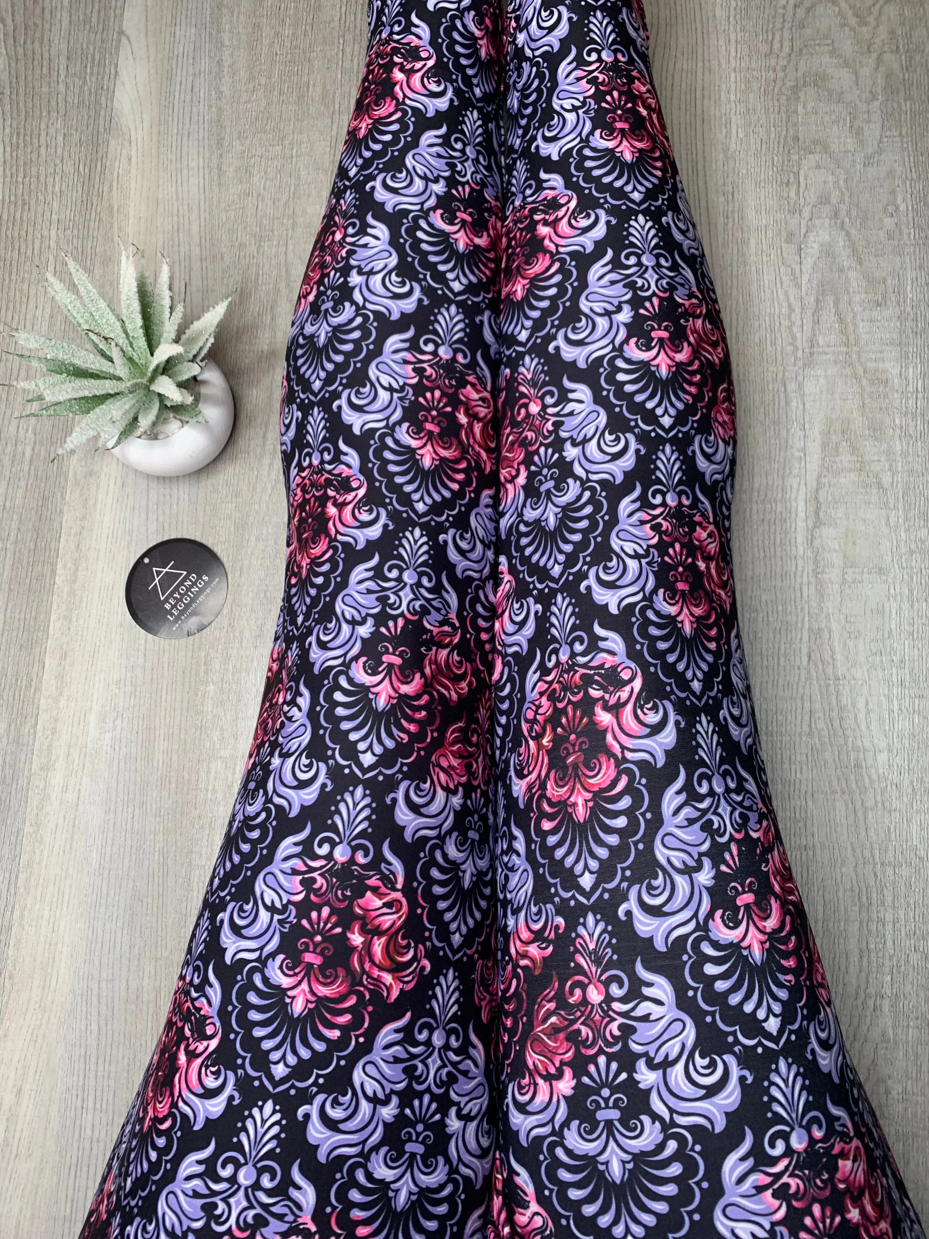 Colorful Damask Soft Leggings