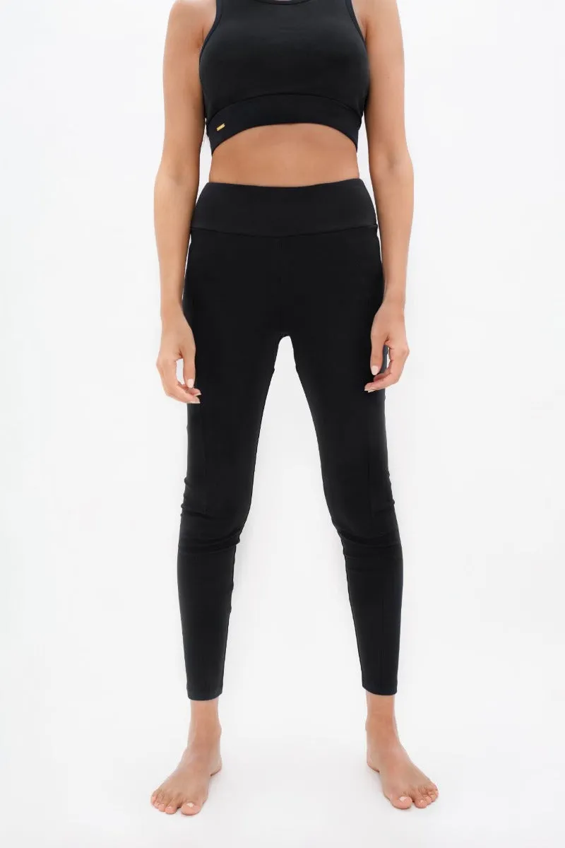 Munich  - High Waisted Leggings - Black Sand