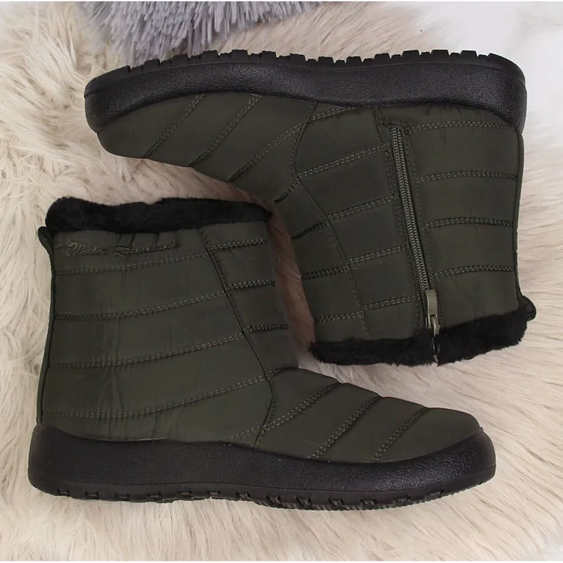 Waterproof snow boots with a khaki NEWS zipper green